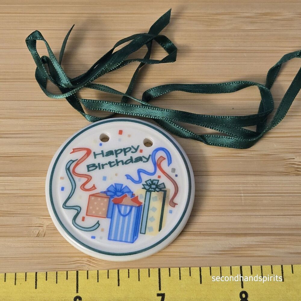Longaberger “Happy Birthday” Basket Tie On in Original Box #31747 Brand New